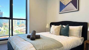 2 bedrooms, iron/ironing board, WiFi, bed sheets