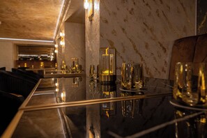 3 bars/lounges - Baloci (Birmingham)