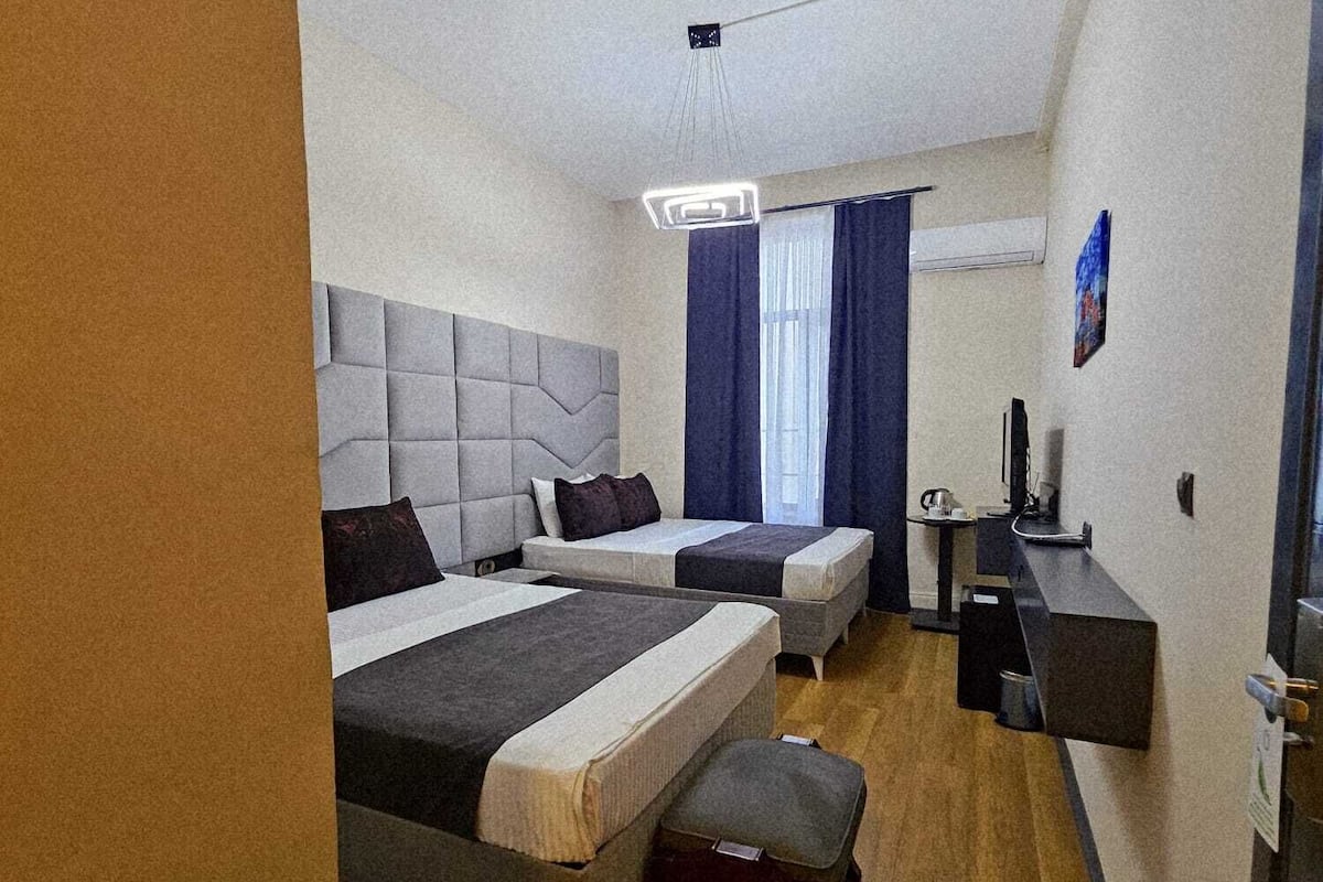 Economy Triple Room