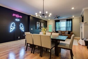 Casa | 4 dormitoris i Internet