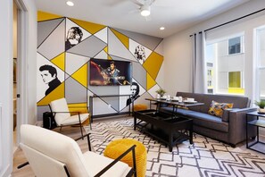 独立别墅 | 8 多间卧室、办公桌、高速上网