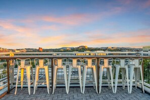 4 chambres, bureau, Internet