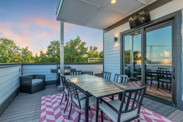 Ferienhaus | 4 Schlafzimmer, Schreibtisch, Internetzugang