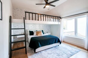 House - Close to the Gulch - Book Today (Nashville)