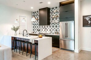 House - Close to the Gulch - Book Today (Nashville)