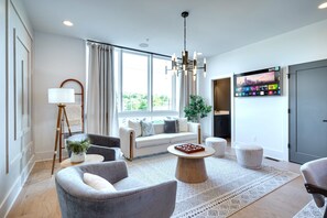 獨棟房屋 | 4 間臥室、網路服務