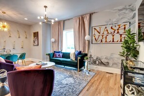 House | 4 bedrooms, Internet