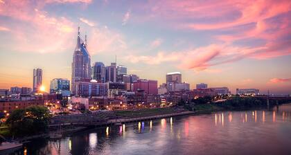 Close to the Gulch - Book Today