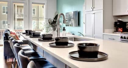 Near Gulch 12 South Book Luxury Now