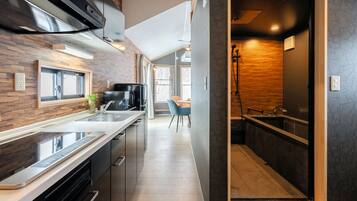 Cottage, Mountain View