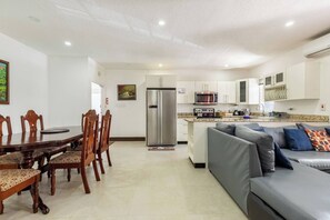 Interior - 2 Bedroom Apartment Near Ocho Rios (Runaway Bay)