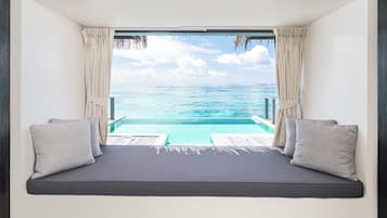 Minibar (mit einigen kostenlosen Artikeln), Zimmersafe, Schreibtisch