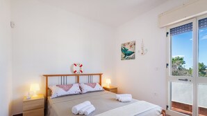 House, 3 Bedrooms, Smoking, Balcony - Porto Cesareo Air-conditioned Villa 12 Beds Torre Cesarea (Porto Cesareo)