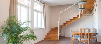 Spacious 2-bedroom 2 story loft near Opera/Andrassy with AC, WiFi