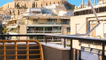 1BR Higher Floor Apartment (45 sqm) with Partial Acropolis View | Terrace/patio