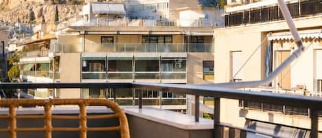1BR Higher Floor Apartment (45 sqm) with Partial Acropolis View | Terrace/patio