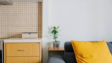 Smart TV 12 polegadas com canais a cabo