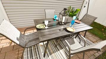 House | 5 bedrooms, Internet