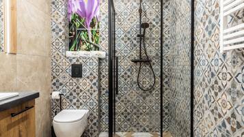 Comfort Suite, Mountain View | Bathroom