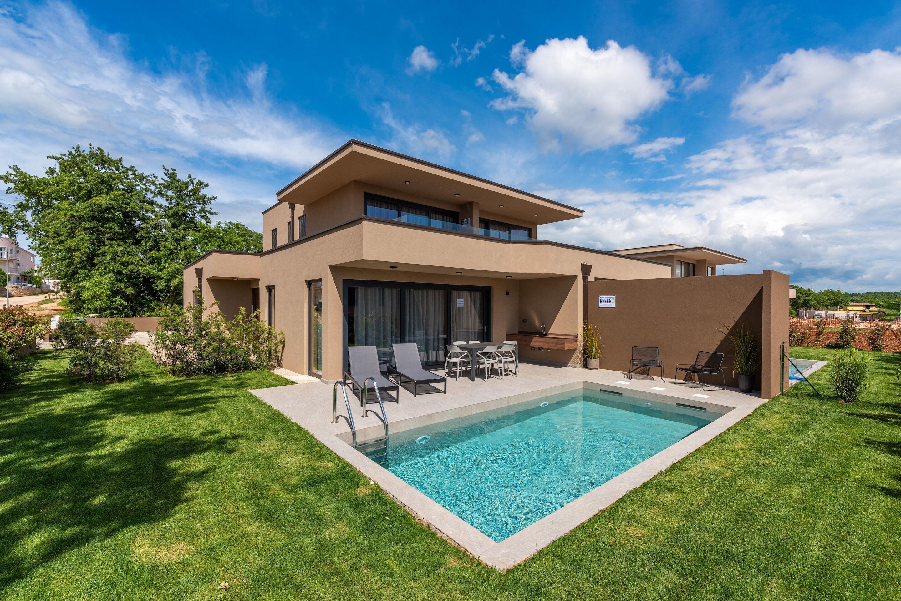 Villa | Pool | Indoor pool, outdoor pool