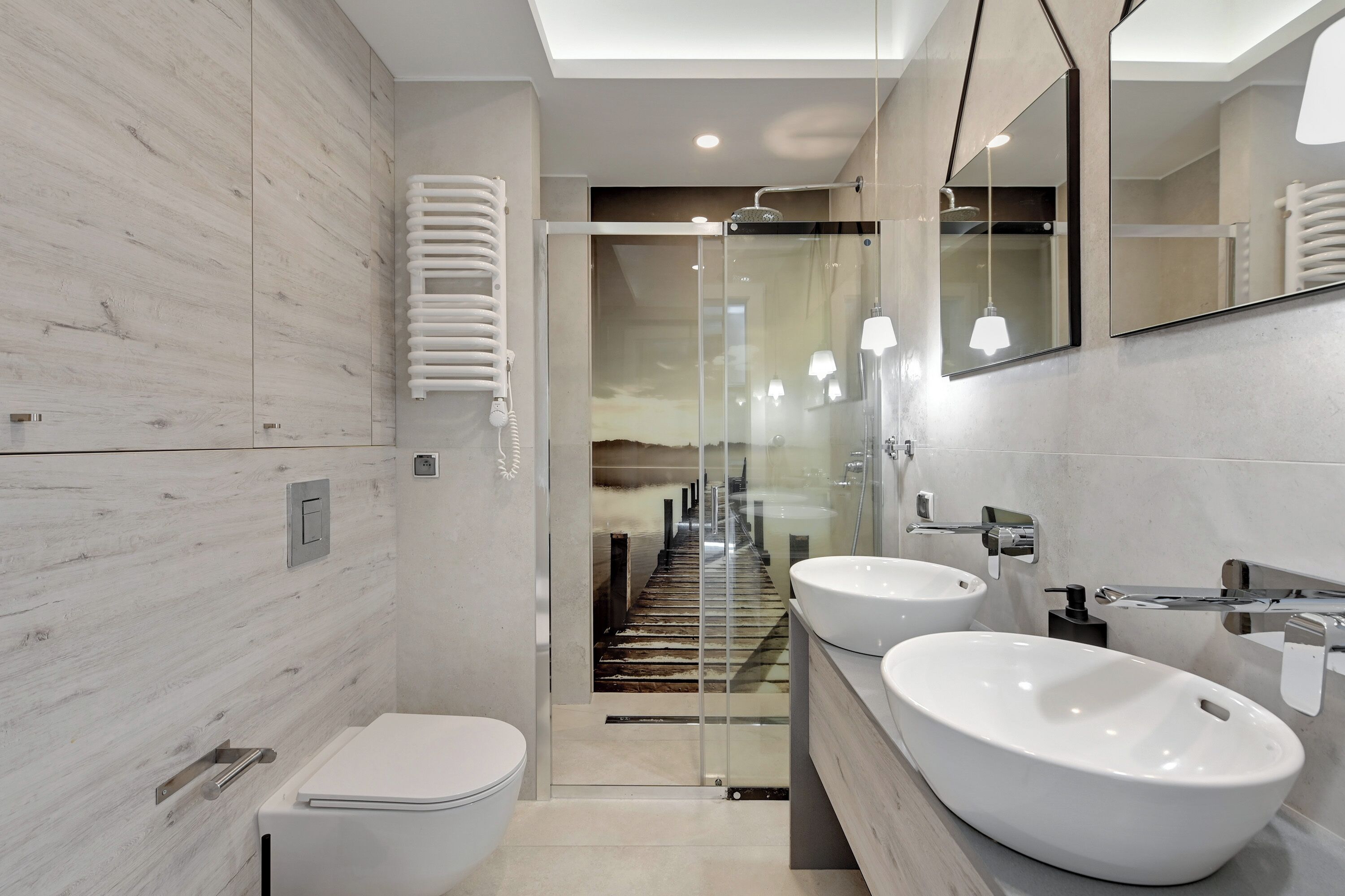 Apartamento familiar | Baño | Artículos de higiene personal gratuitos, secador de pelo y toallas