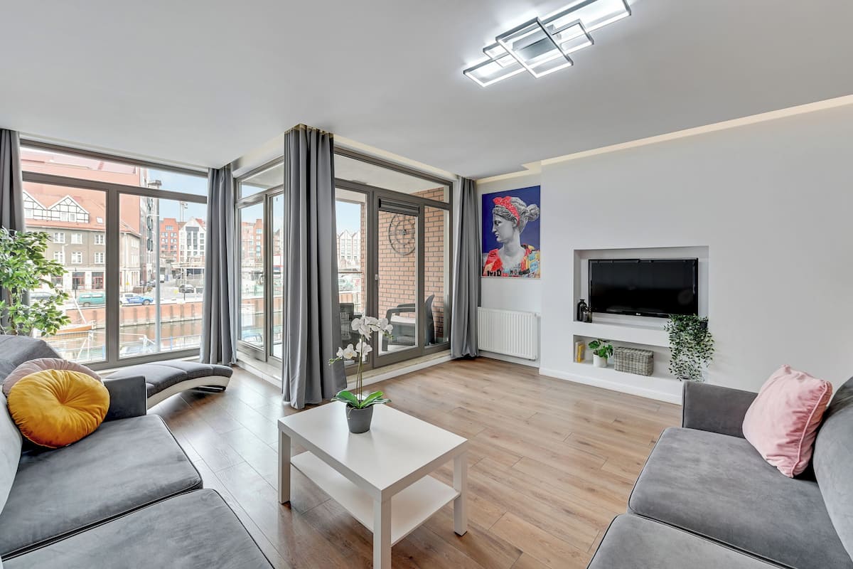 Familie appartement | 1 slaapkamer, hypoallergeen beddengoed, individueel gedecoreerd