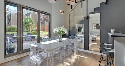 Waterlane Riverside - SPA, Pool, Gym & Parking by Downtown Apartments