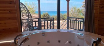 Karaöz Ada Bungalows & Villa