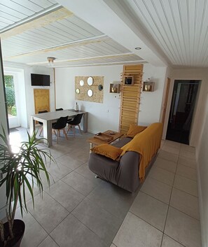 Chambre suite quadruple Fée d' Or | Living area - Domaine Minio Bihan (Pluvigner)