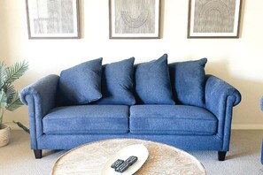 Smart TV, books