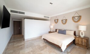 2 habitaciones, tabla de planchar con plancha y cuna de viaje 