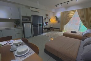 1 slaapkamer, een strijkplank/strijkijzer, wifi