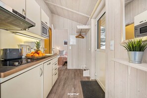 冷蔵庫、電子レンジ、コンロ、食器洗い機