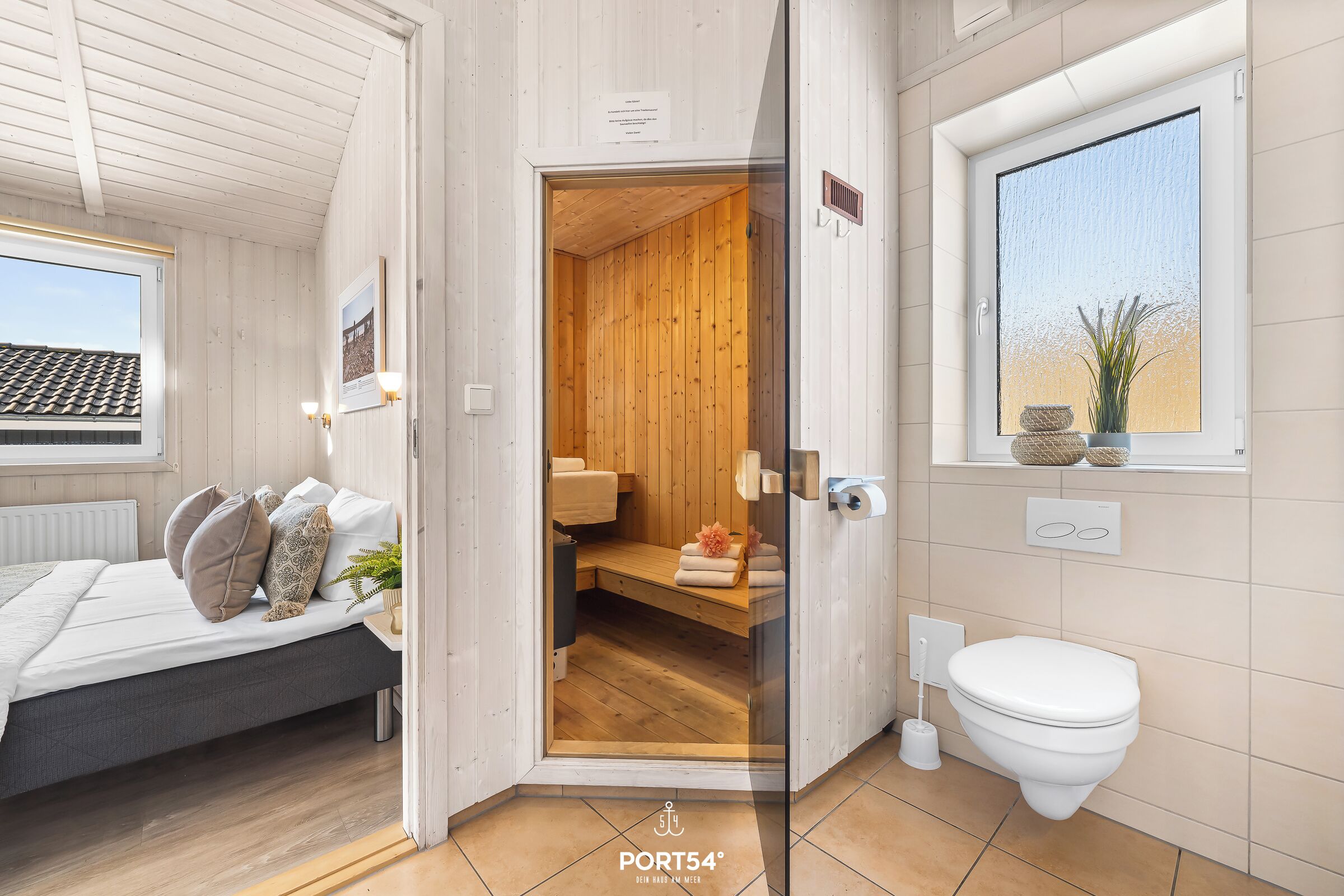 2 bedrooms, travel crib, free WiFi