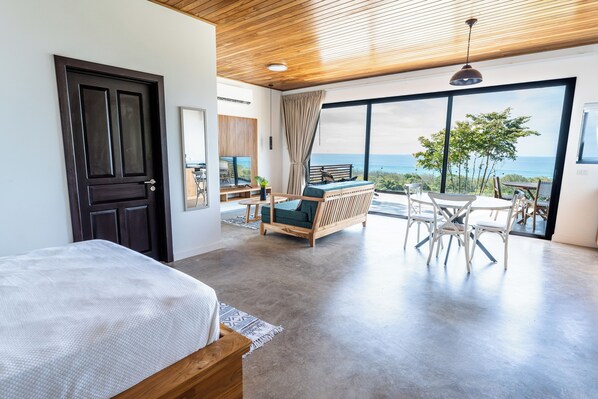 Ocean View Paradise Honeymoon Suite by Sea N' Rent | Living area