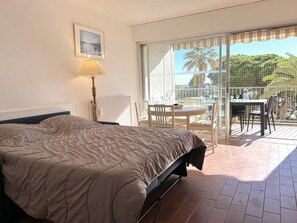 WiFi - Cozy studio near the beach, Le Lavandou (Le Lavandou)
