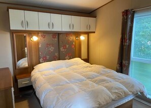Chalet | 2 Schlafzimmer, Bügeleisen/Bügelbrett, kostenloses WLAN, Bettwäsche