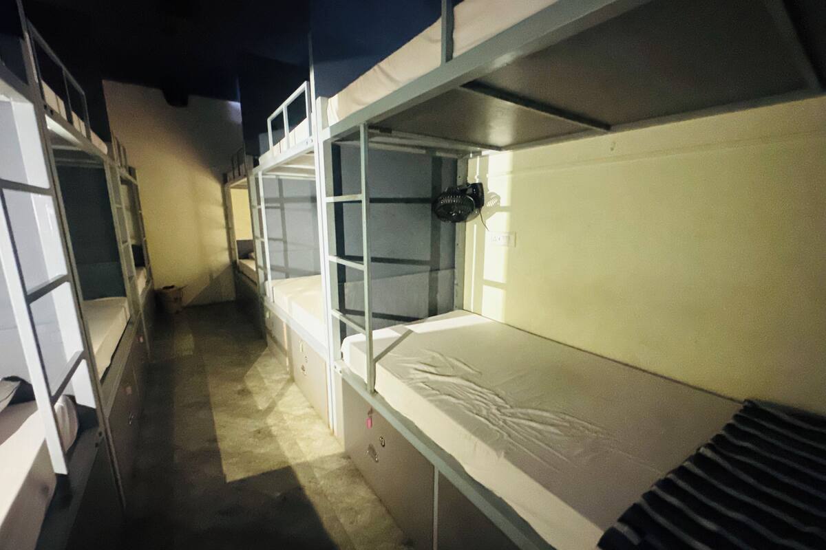 Basic Shared Dormitory | Kalis bunyi, Wi-fi percuma, cadar katil
