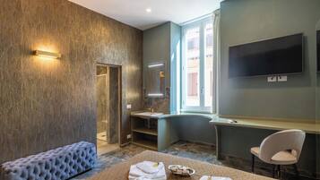 Comfort Room, City View | View from room