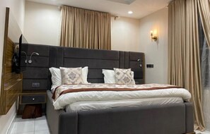 Deluxe Room, Balcony - Hillside Royal Suites Katsina  (Katsina)