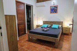 3 Schlafzimmer, Bügeleisen/Bügelbrett, kostenloses WLAN, Bettwäsche