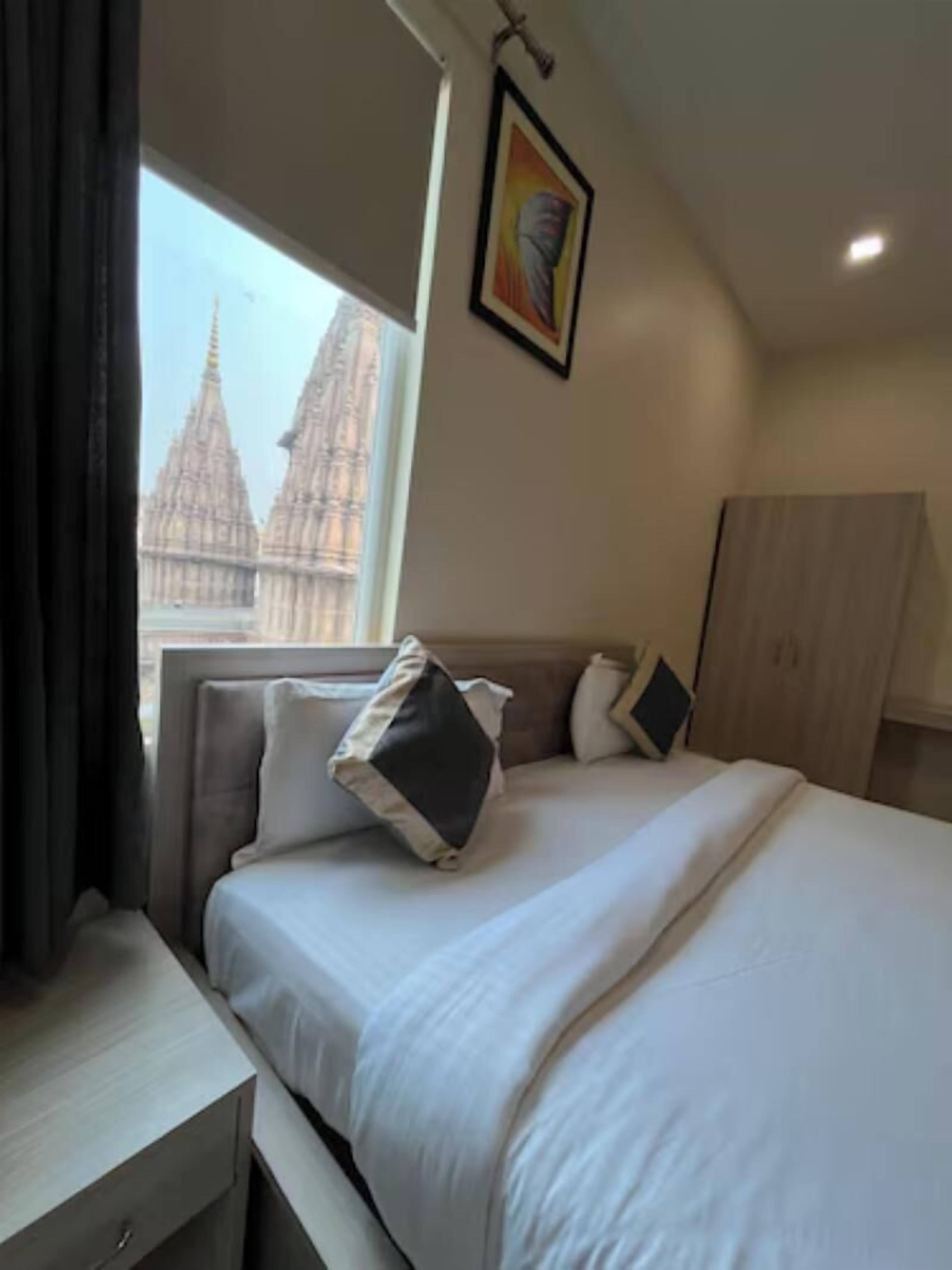 Deluxe Room | Desk, soundproofing, free WiFi, bed sheets