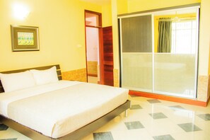 Espace de travail pour ordinateur portable, fer et planche à repasser