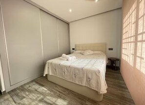 2 Schlafzimmer, Bügeleisen/Bügelbrett, WLAN, Bettwäsche