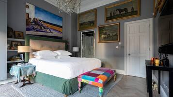 Apartment (2 Bedrooms) | 2 bedrooms, iron/ironing board, cribs/infant beds, bed sheets