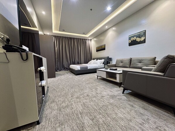 Egyptian cotton sheets, premium bedding, soundproofing - qimampark albaha7 (Al Baha)