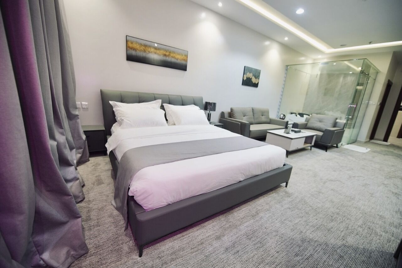 Executive Studio Suite, City View | Egyptian cotton sheets, premium bedding, soundproofing