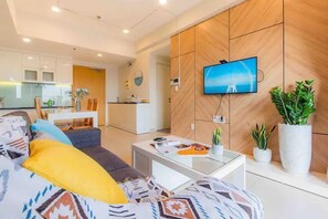 Appartement, balcon, vue ville | Coin séjour