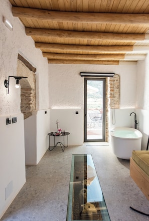 Honeymoon Suite, Hill View | In-room safe, free WiFi - Lameriana Secret Village Collections (Mylopotamos)