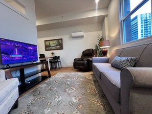 TV - Urban Sophistication,  Next To The Waterfront (Halifax)
